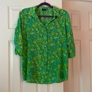 Green & Yellow short sleeve tie sleeve blouse size M